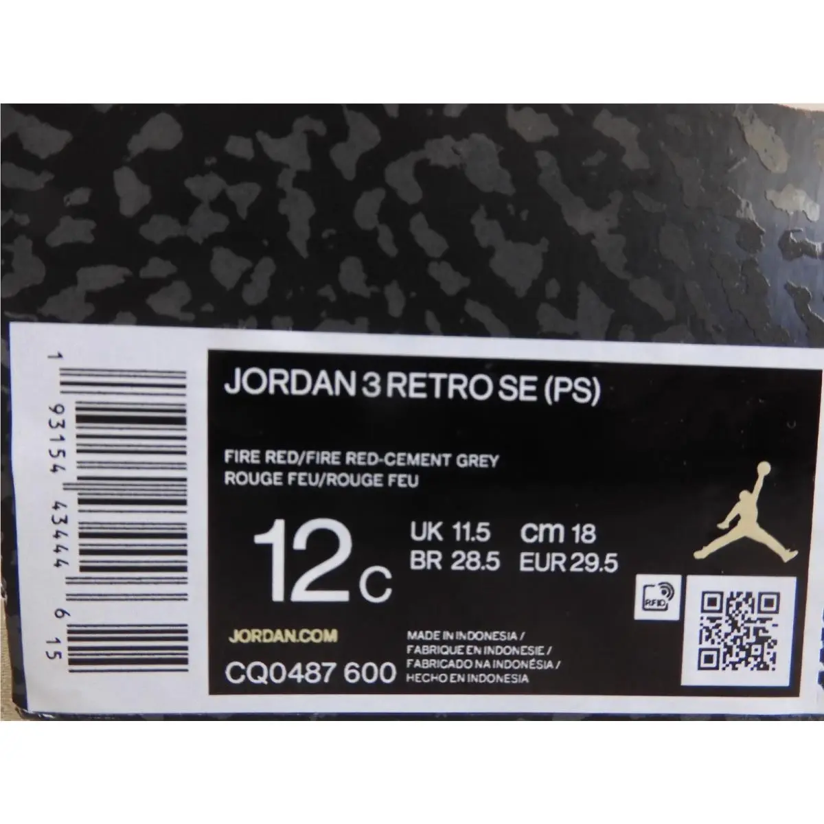 Nike shoes - Air Jordan 3 - Air - Red (UPC: 193154434446) 6