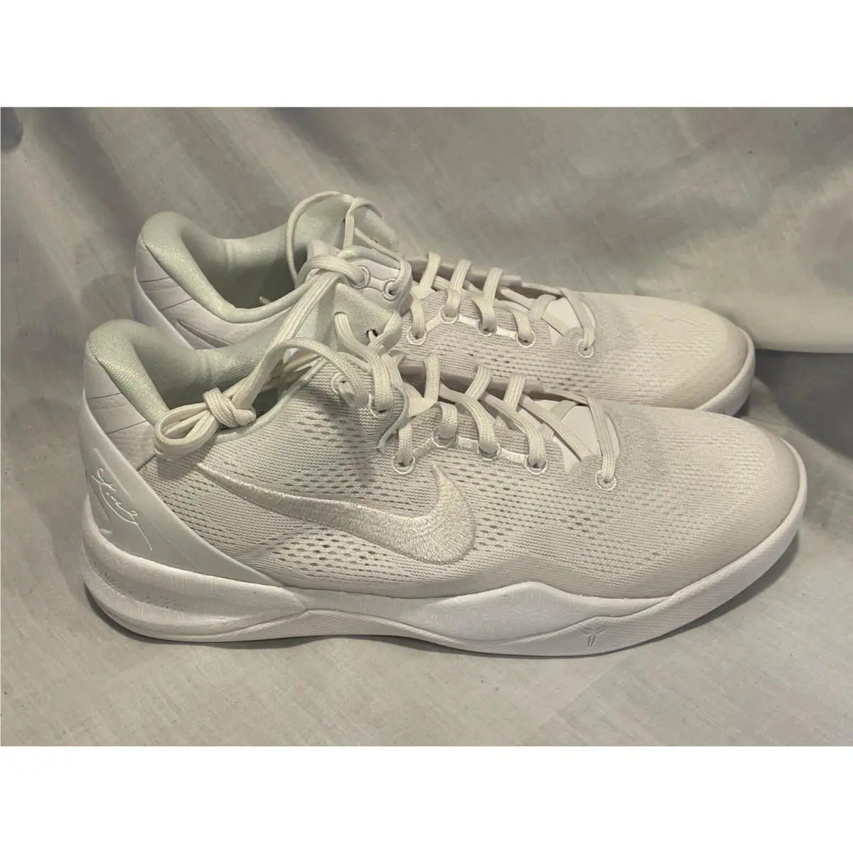 Nike shoes - Nike Kobe 8 - Kobe - White (UPC: 196609033195) 1