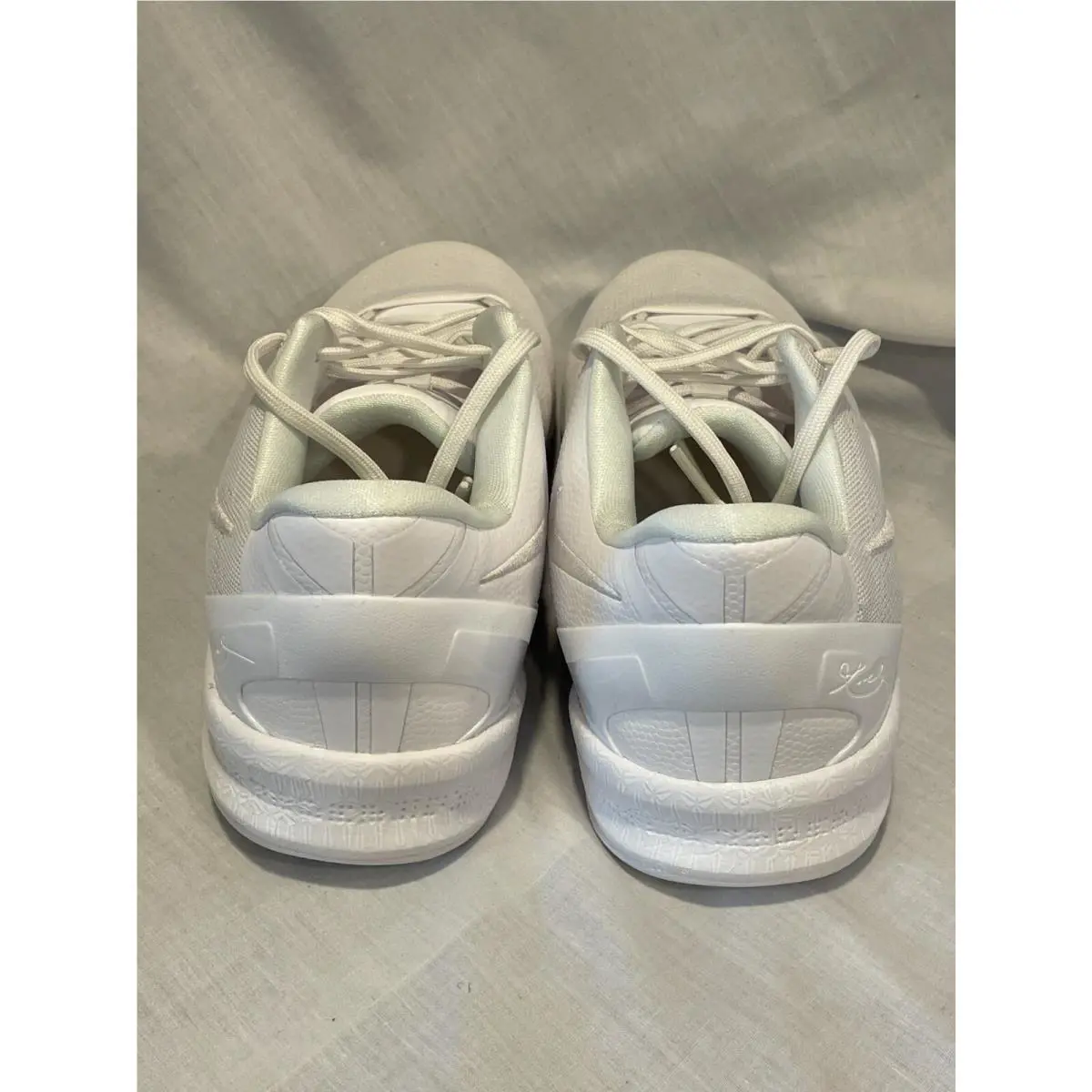 Nike shoes - Nike Kobe 8 - Kobe - White (UPC: 196609033195) 3