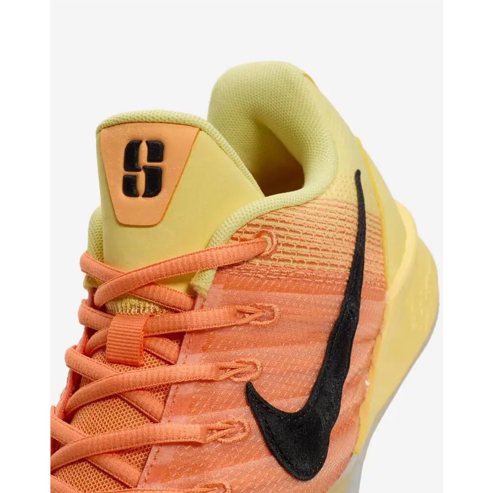 Nike shoes - Orange 3