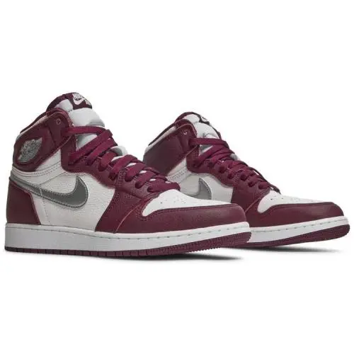 Nike shoes - Air Jordan 1 - Air - Maroon 4