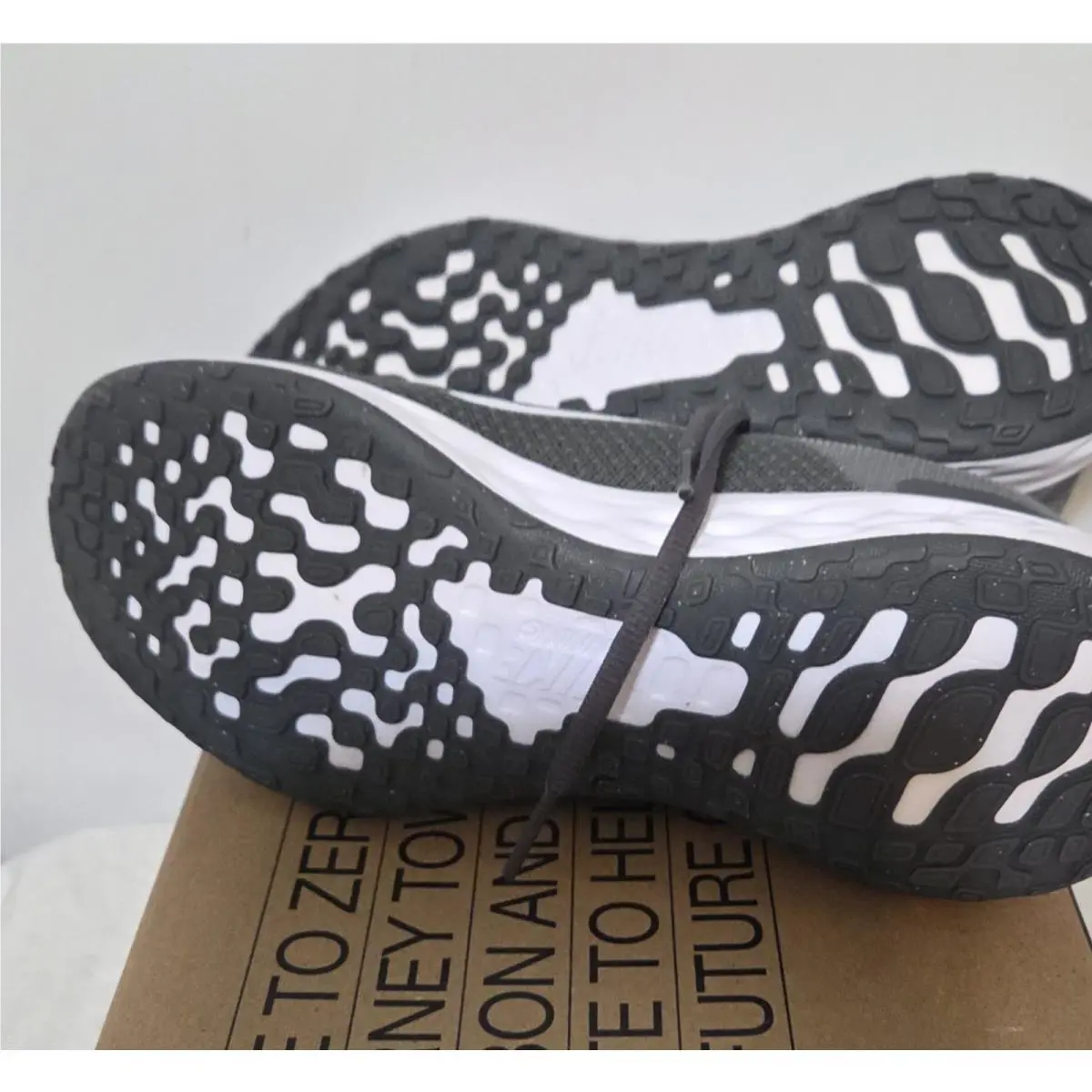 Nike shoes - DD1096-004 - DD1096-004 - Iron Grey White Smoke Grey (UPC: 195244180691) 5