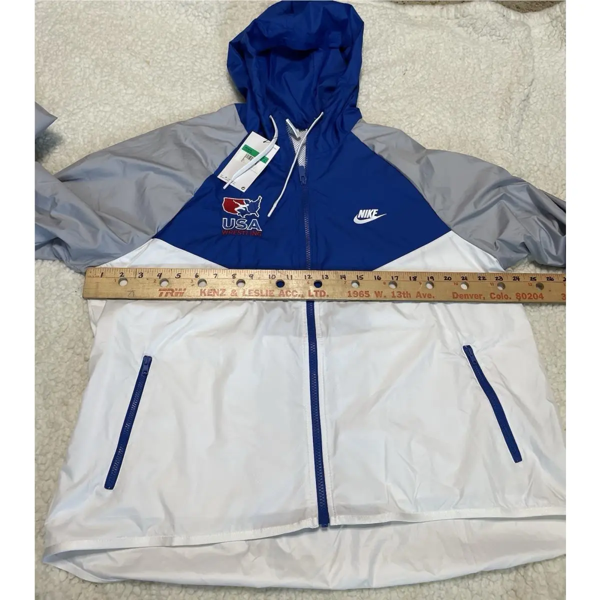 Nike clothing - White 1