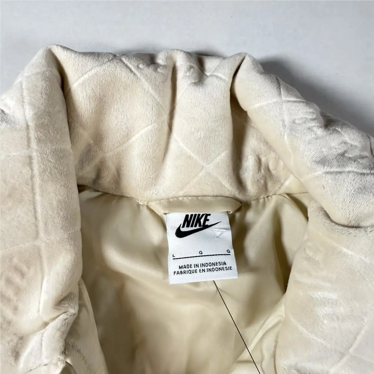 Nike clothing - FZ5587-126 - FZ5587-126 - Beige 4