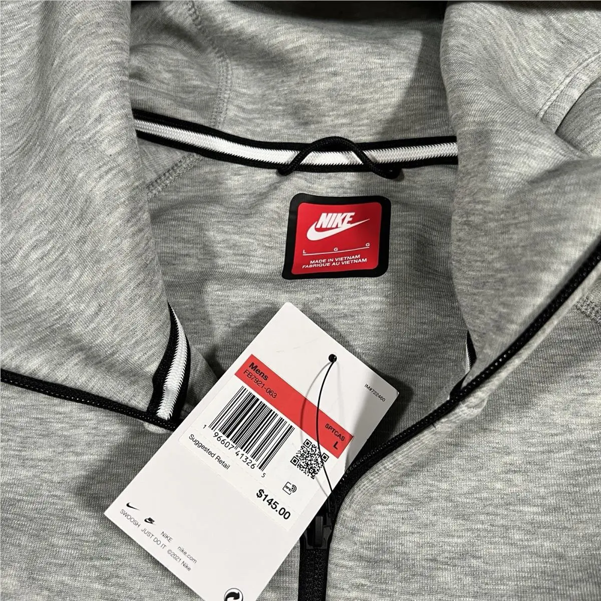 Nike clothing - Gray 5