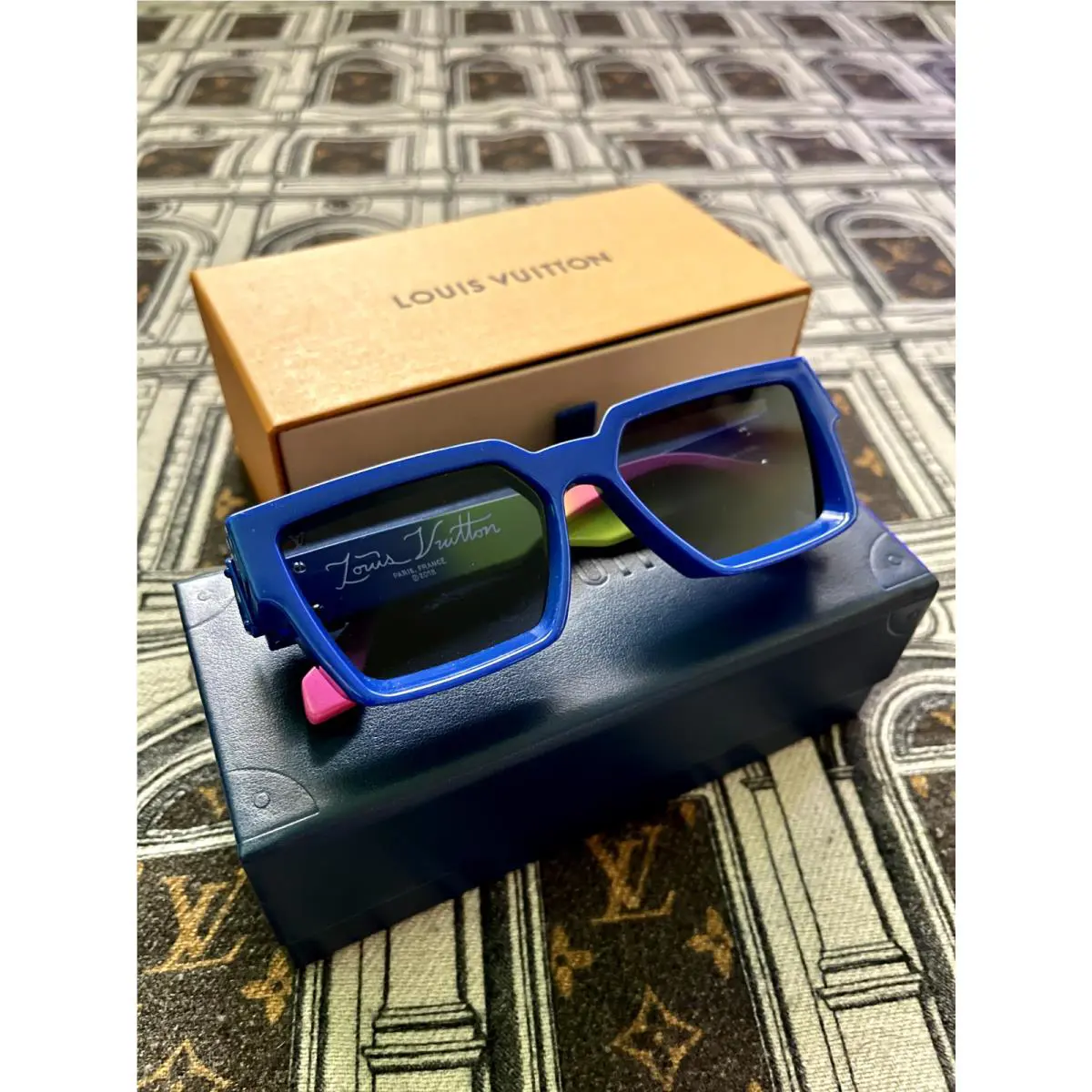 Louis Vuitton 1.1 Millionaires Sunglasses Illusion Gradient