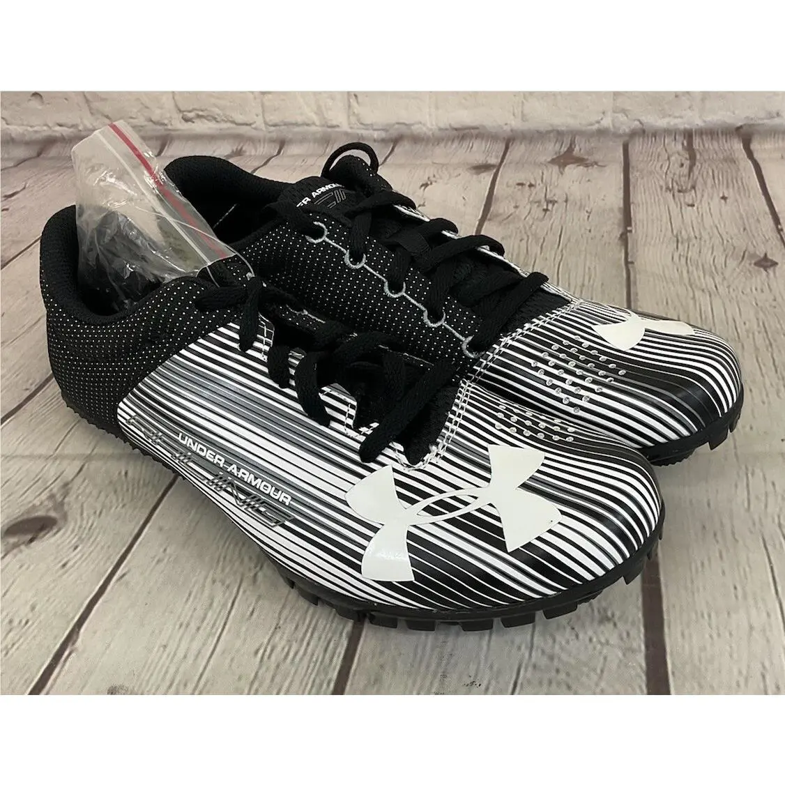 Under Armour shoes - Under Armour Kick Sprint - Kick Sprint - 1297114-100 - Black (UPC: 190085862102) 2