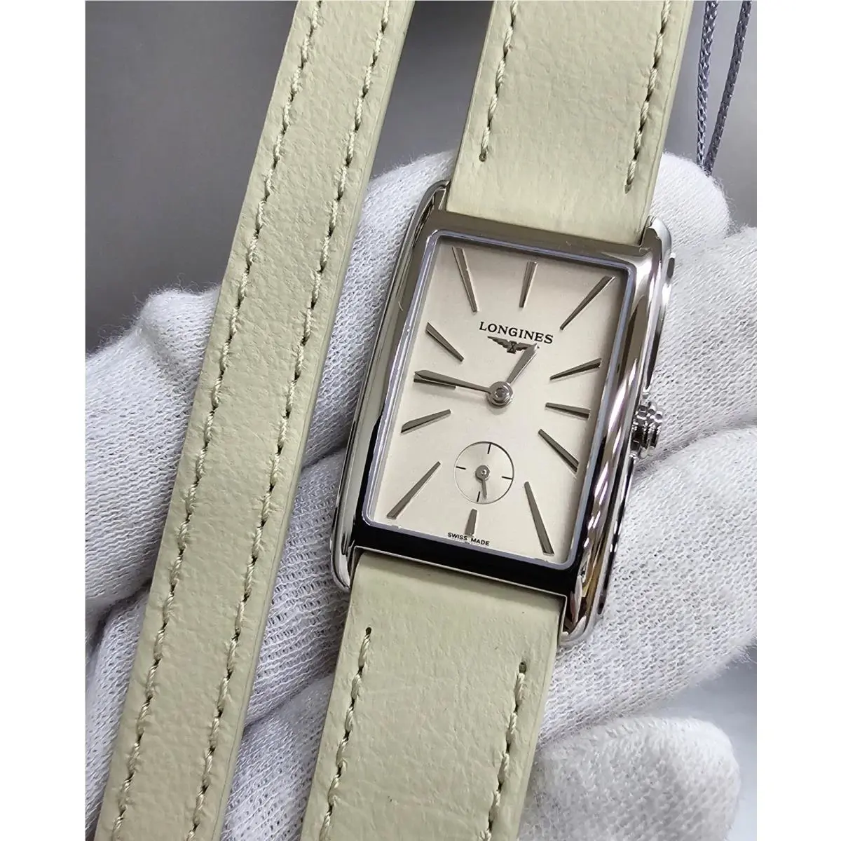 Longines Dolcevita 23.3 x 37 MM Leather Women`s Watch L55124792 / L5.512.4.79.2