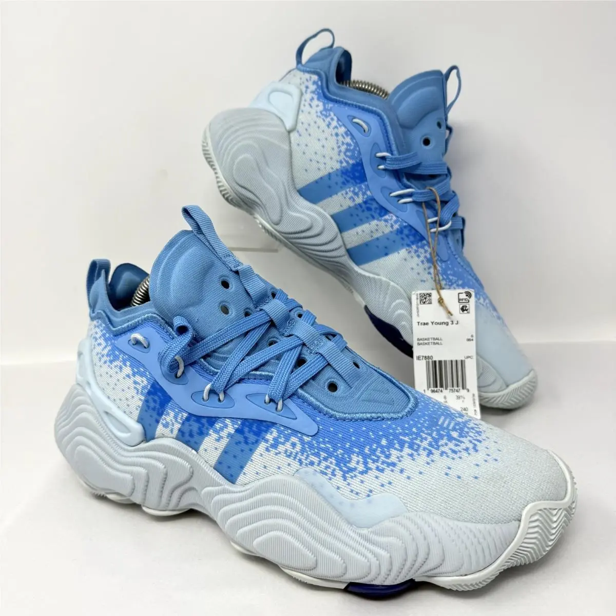 Adidas Trae Young 3 Basketball Sneakers Shoes Youth Men 6.5 Blue IE7880 Athletic