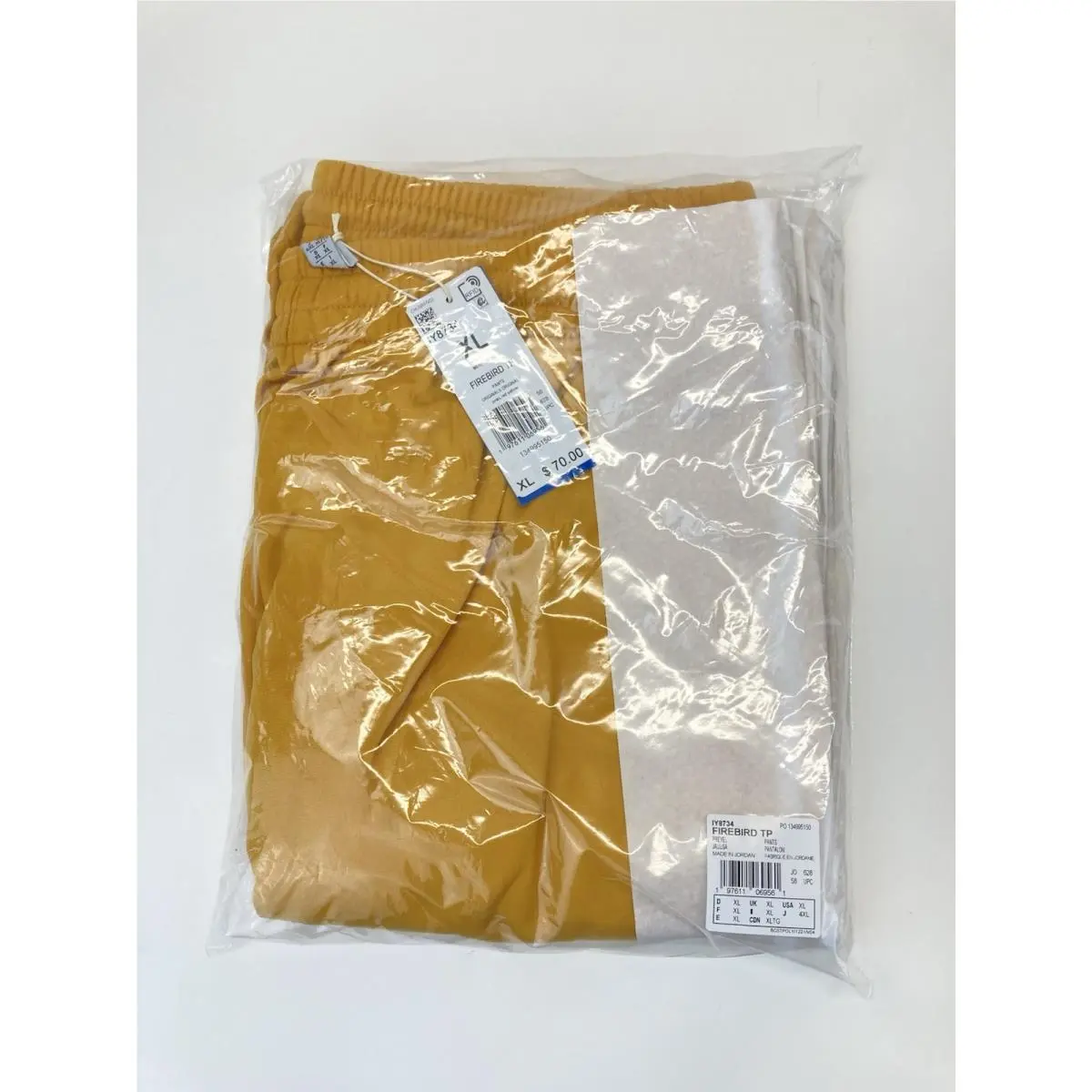 Adidas clothing - IY8734 - IY8734 - Preloved Yellow 12