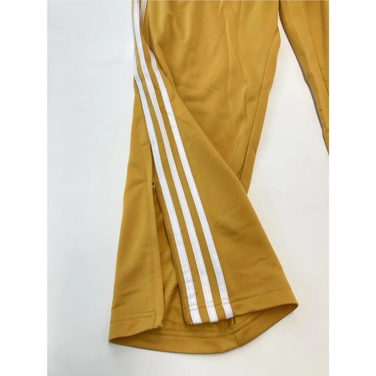 Adidas clothing - IY8734 - IY8734 - Preloved Yellow 4