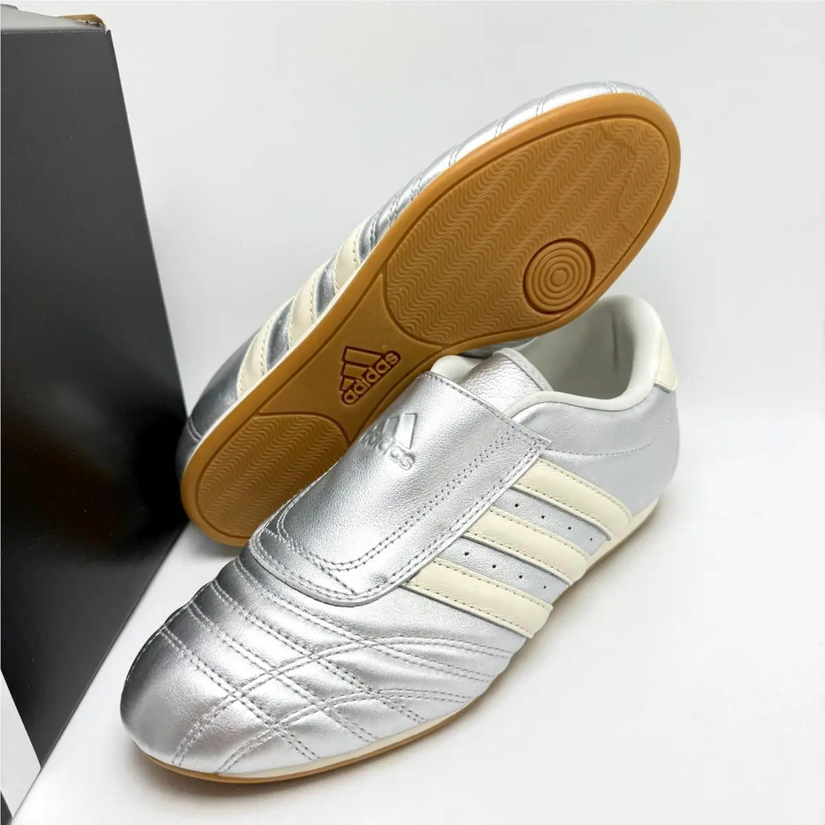 Adidas shoes - adidas Taekwondo - Taekwondo - JS4023 - Silver Metallic/Off White/Gum 5