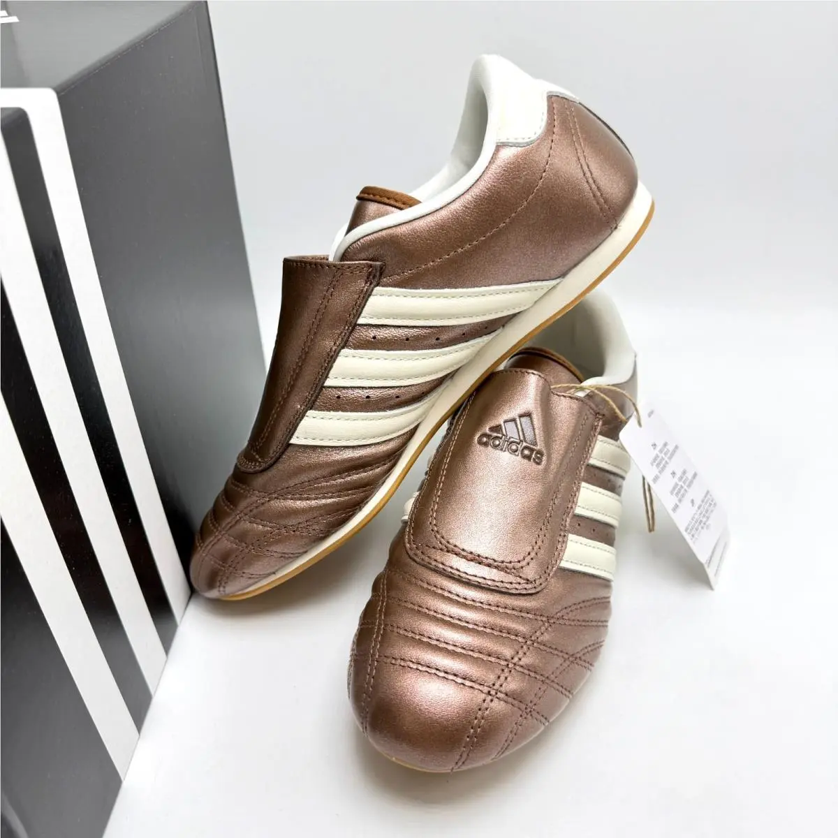 Adidas shoes - adidas Taekwondo - Taekwondo - JS4025 - Cloud White/Core Black/Gum 4