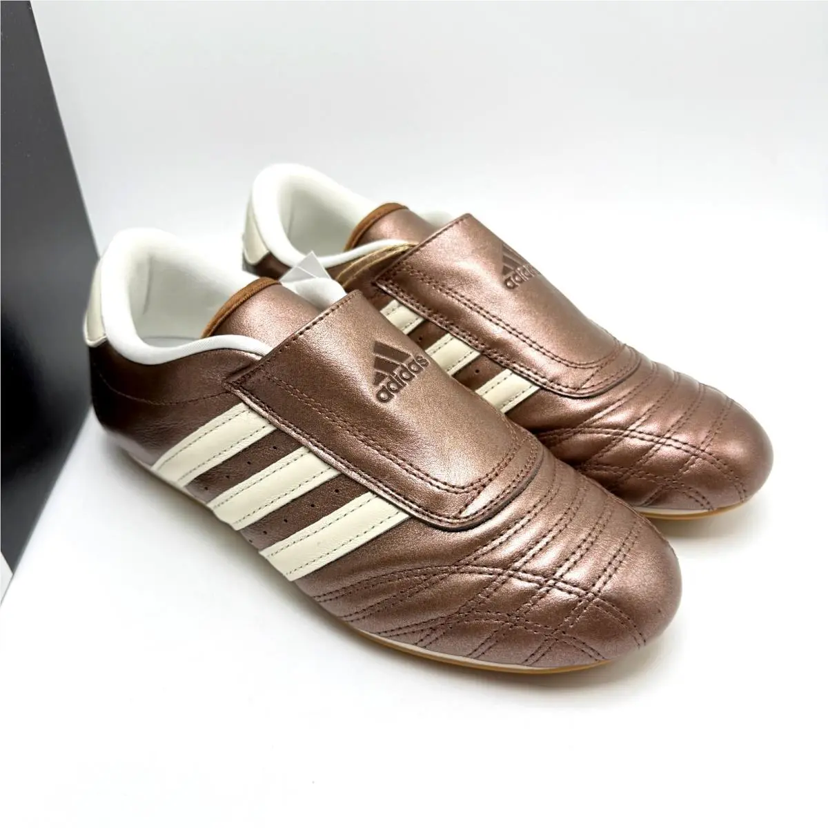 Adidas shoes - adidas Taekwondo - Taekwondo - JS4025 - Cloud White/Core Black/Gum 9