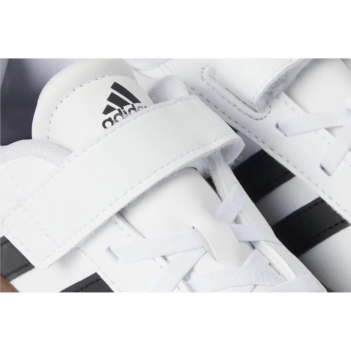 Adidas shoes - Black/White/Black 23