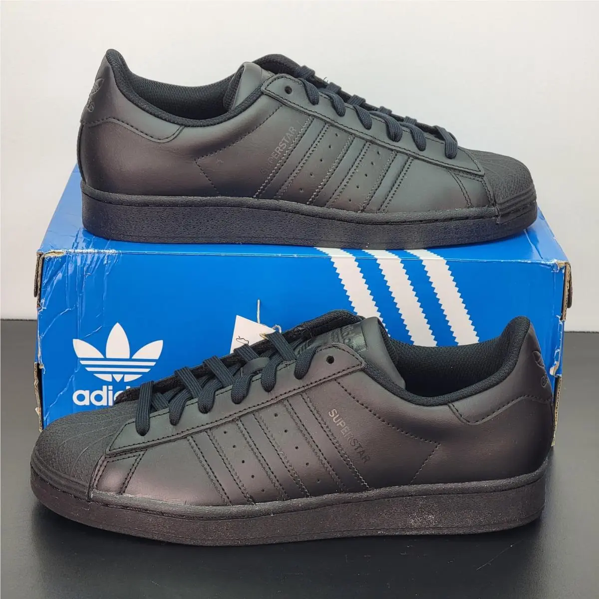 Adidas Superstar Men`s Size 11 Athletic Shoes Black Casual Sneakers