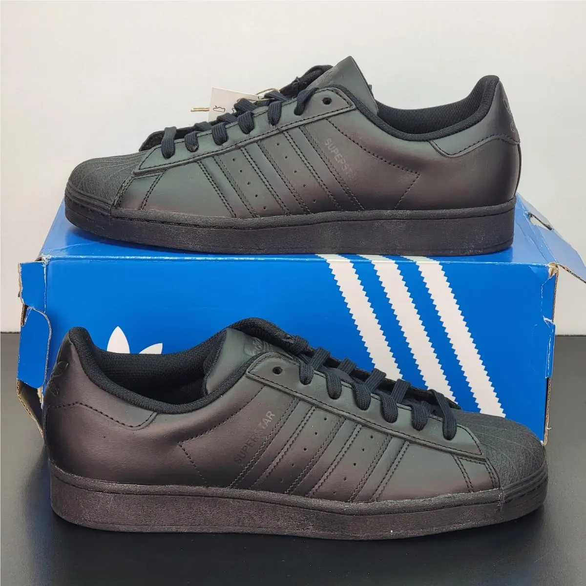 Adidas Superstar Men`s Size 10 Athletic Shoes Black Casual Footwear Sneakers