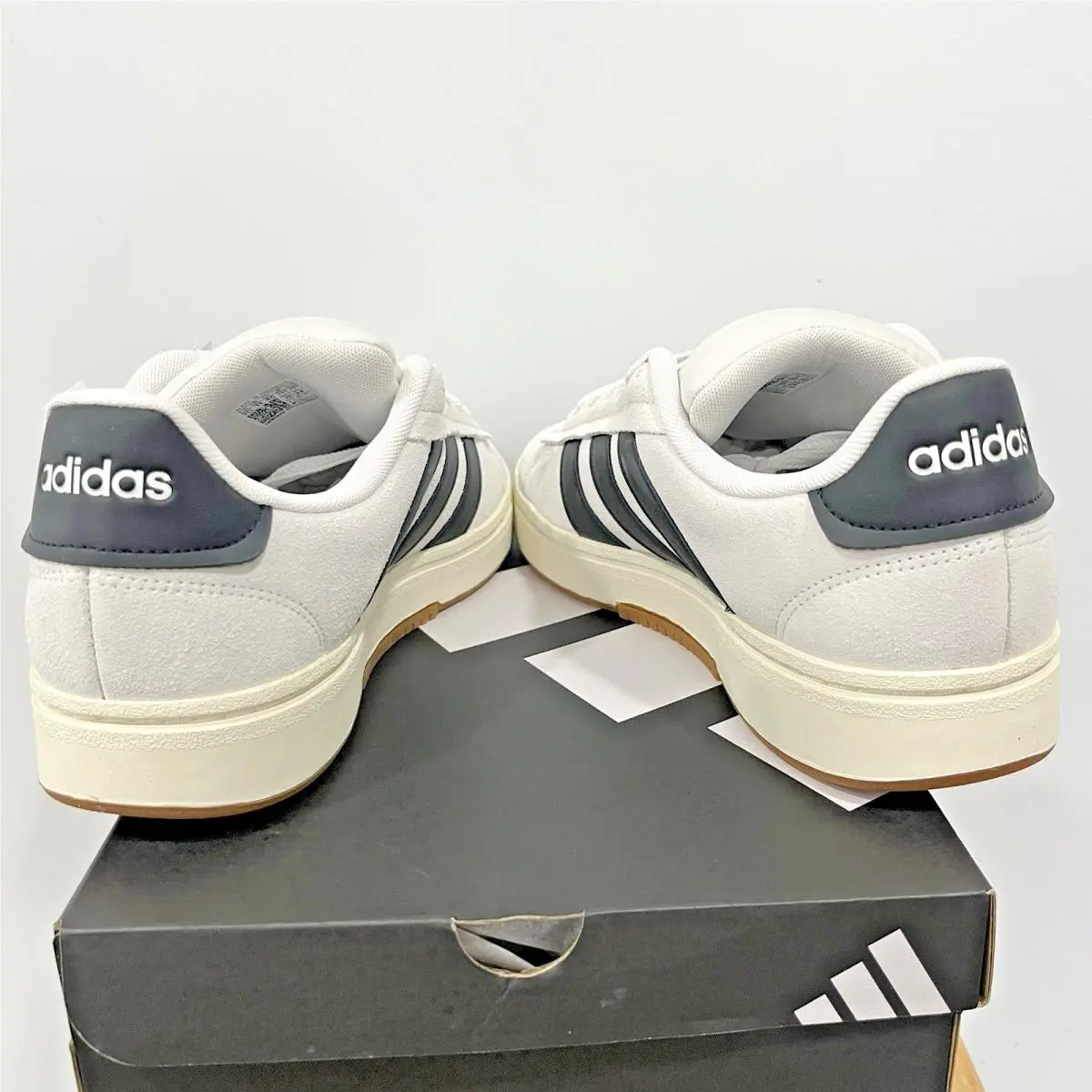 Adidas shoes - adidas Grand Court - Grand Court - JR0544 - White 3