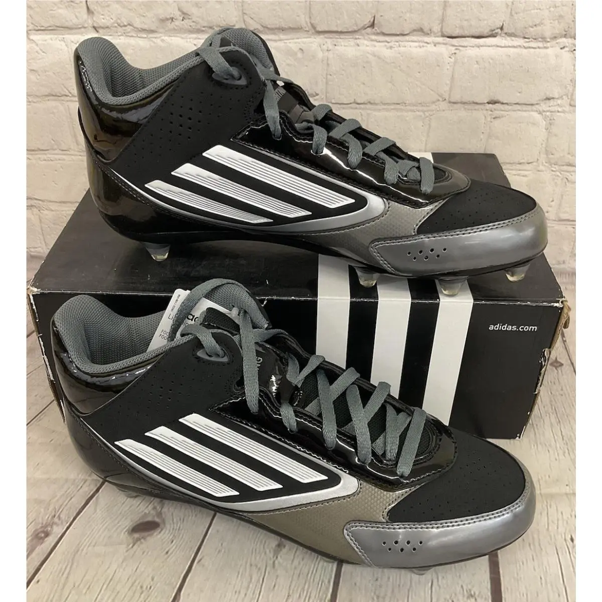 Adidas G59921 Lightning D Men`s Soccer Cleats Black White Titanium US Size 11.5