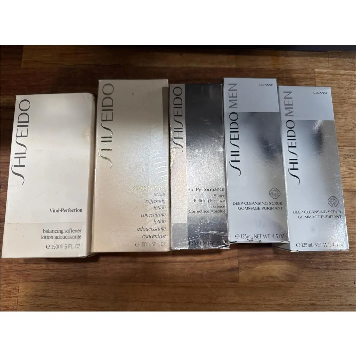 Bio Performance Vital Perfection Facial Softening Cleansing Scrub Lot 5 by Shiseido