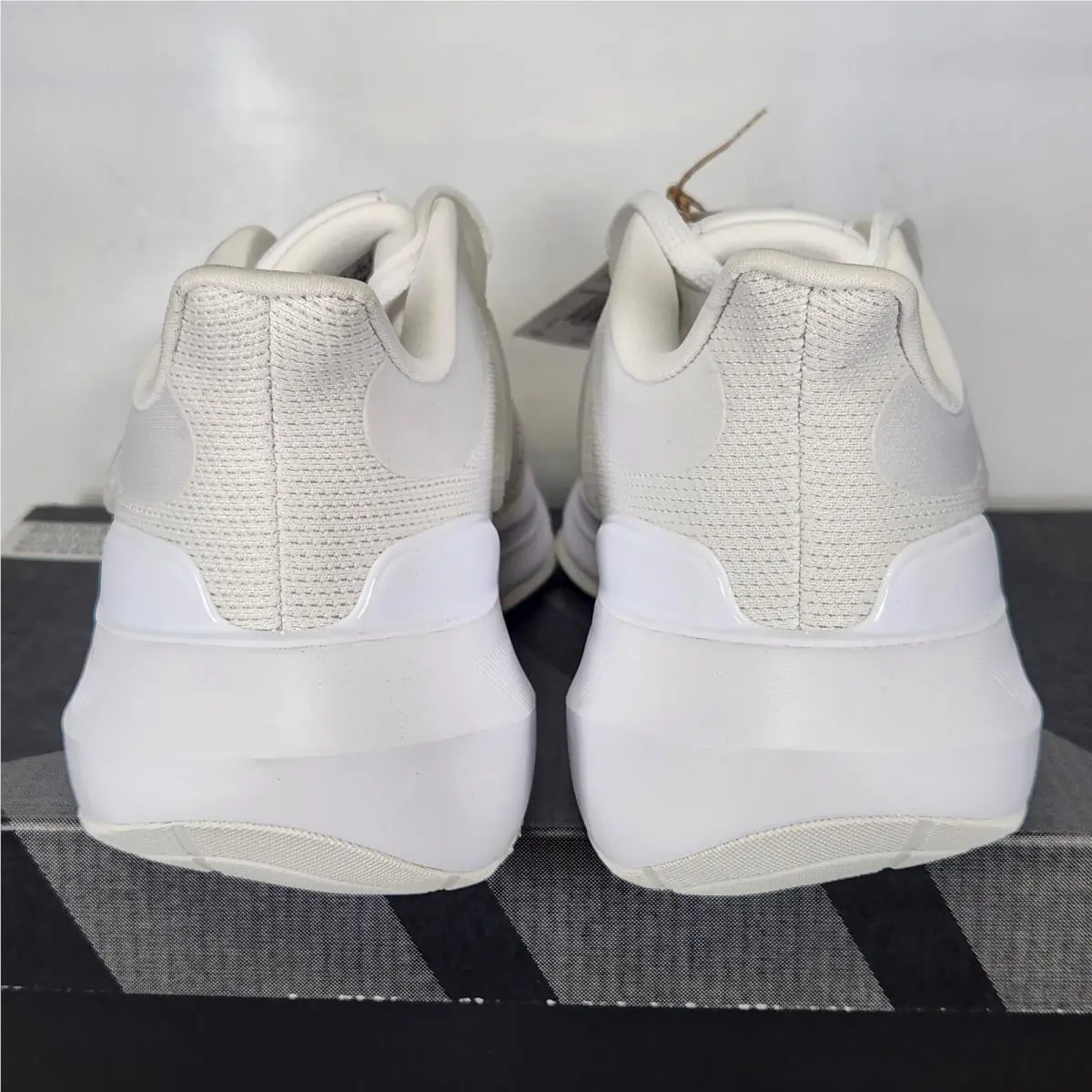 Adidas shoes - HP5788 - Hp5788 - White 2