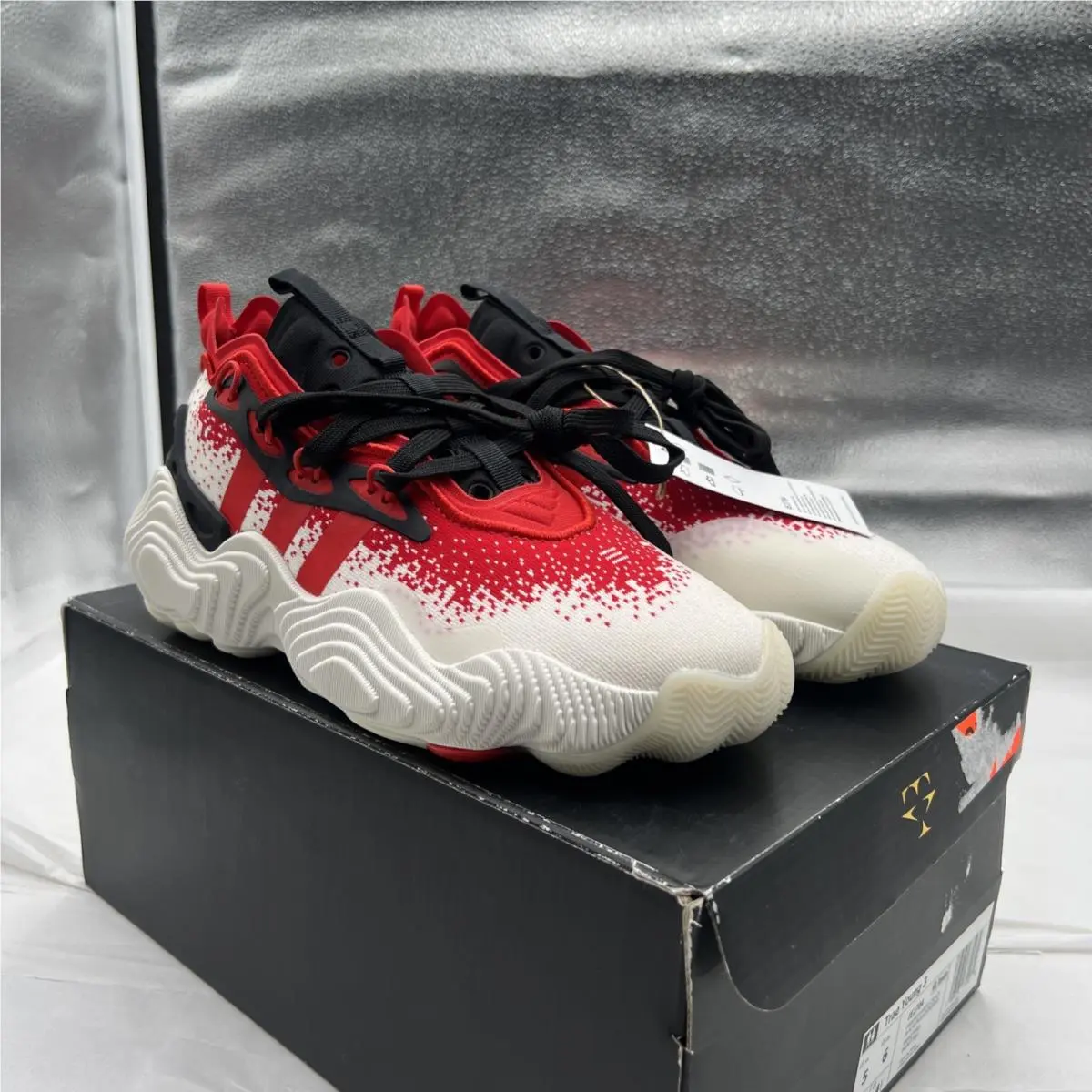 Adidas Trae Young 3 White-vivid Red Men`s Size 5 J3-A4