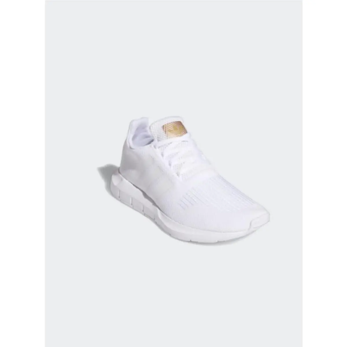 Adidas Women`s Swift Run Casual Sneakers Size 6