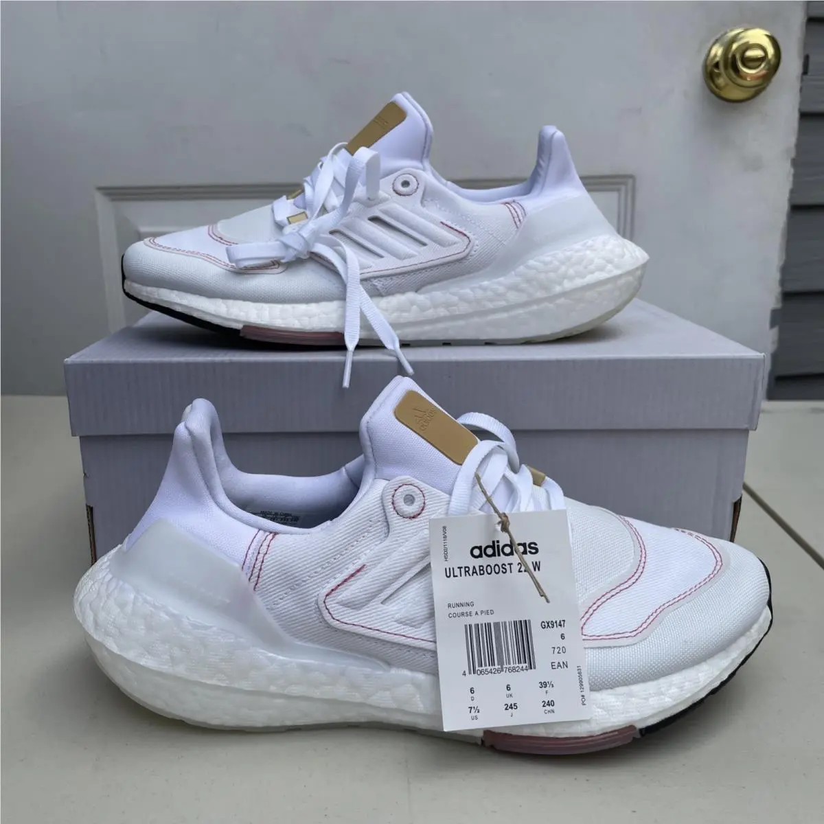 Adidas Ultra Boost 22 Womens Size 8.5 Running Shoes White Red Sports Run Trainer