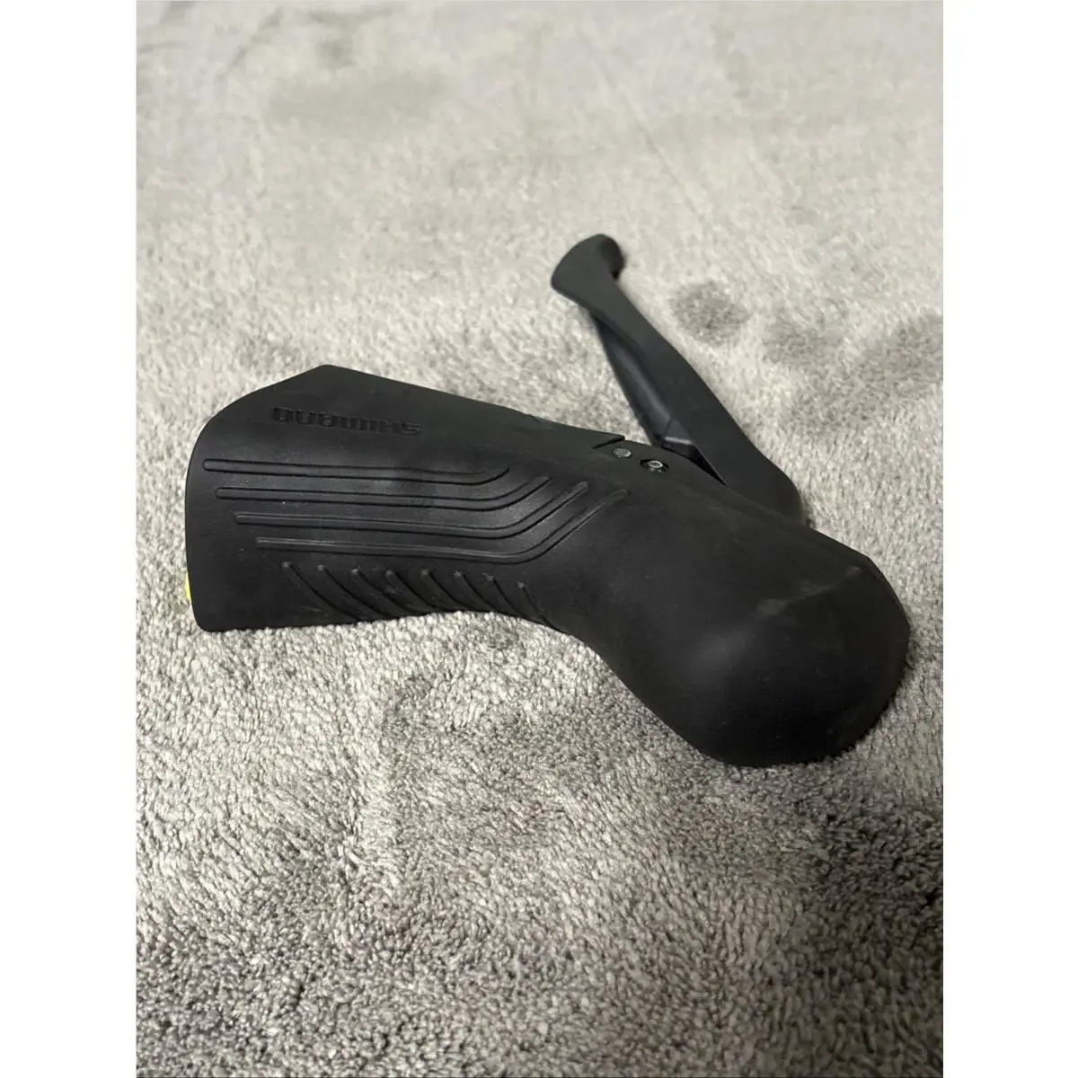 Shimano  - https://www.citybikesonline.com/product/shimano-grx-rx810-hydraulic-brake-lever-367531-1.htm - BL-RX810-L - Black 2