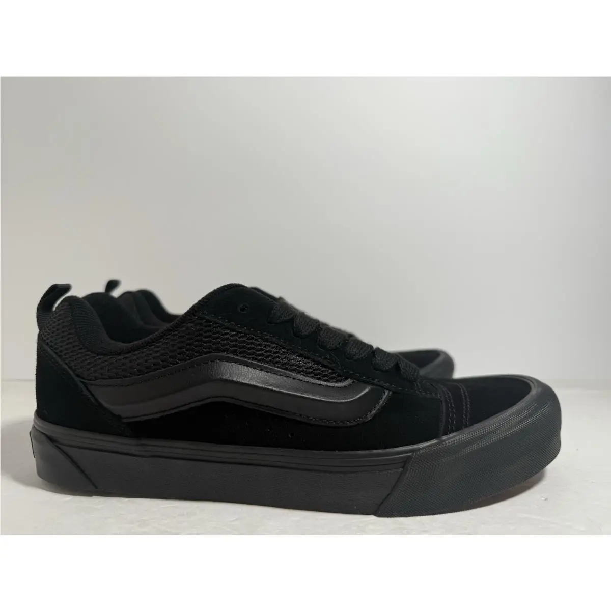 Vans shoes - VANS Knu-Skool - VN0009QCBKA - Black 2