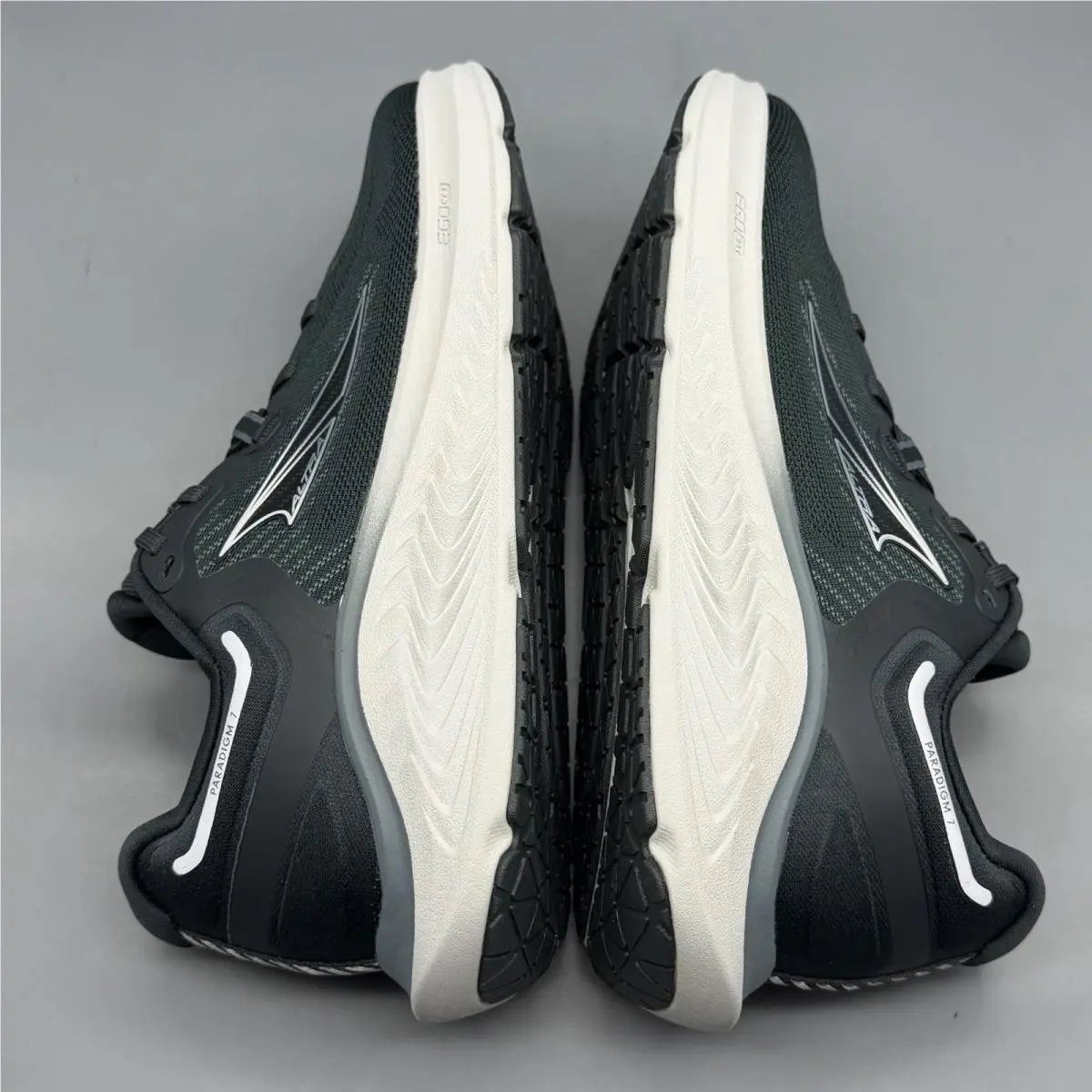 Altra shoes - Altra Paradigm 8 - Paradigm - AL0A82CG000 - Black (UPC: 0196573085886) 4
