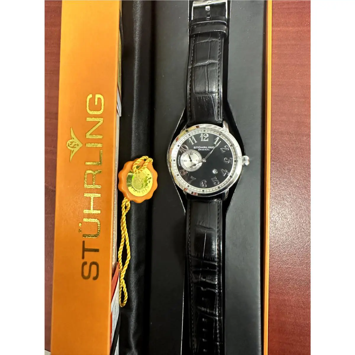 Men`s Stührling 22 Jewels Automatic Watch with Leather Band Box Papers Mint