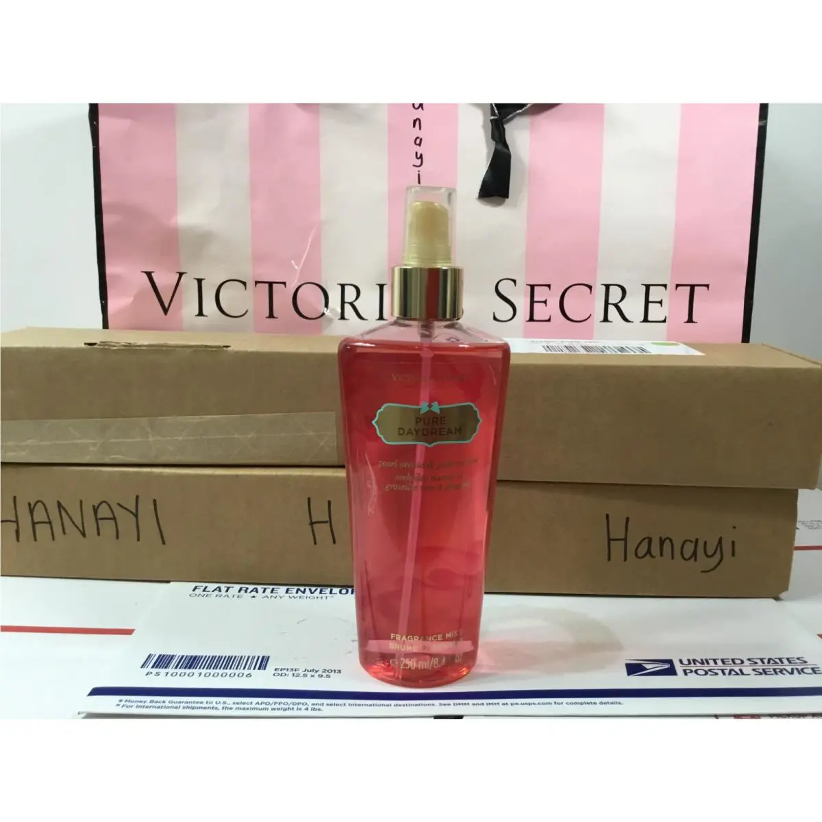Victoria`s Secret Pure Daydream Fragrance Mist Spray 8.4 OZ