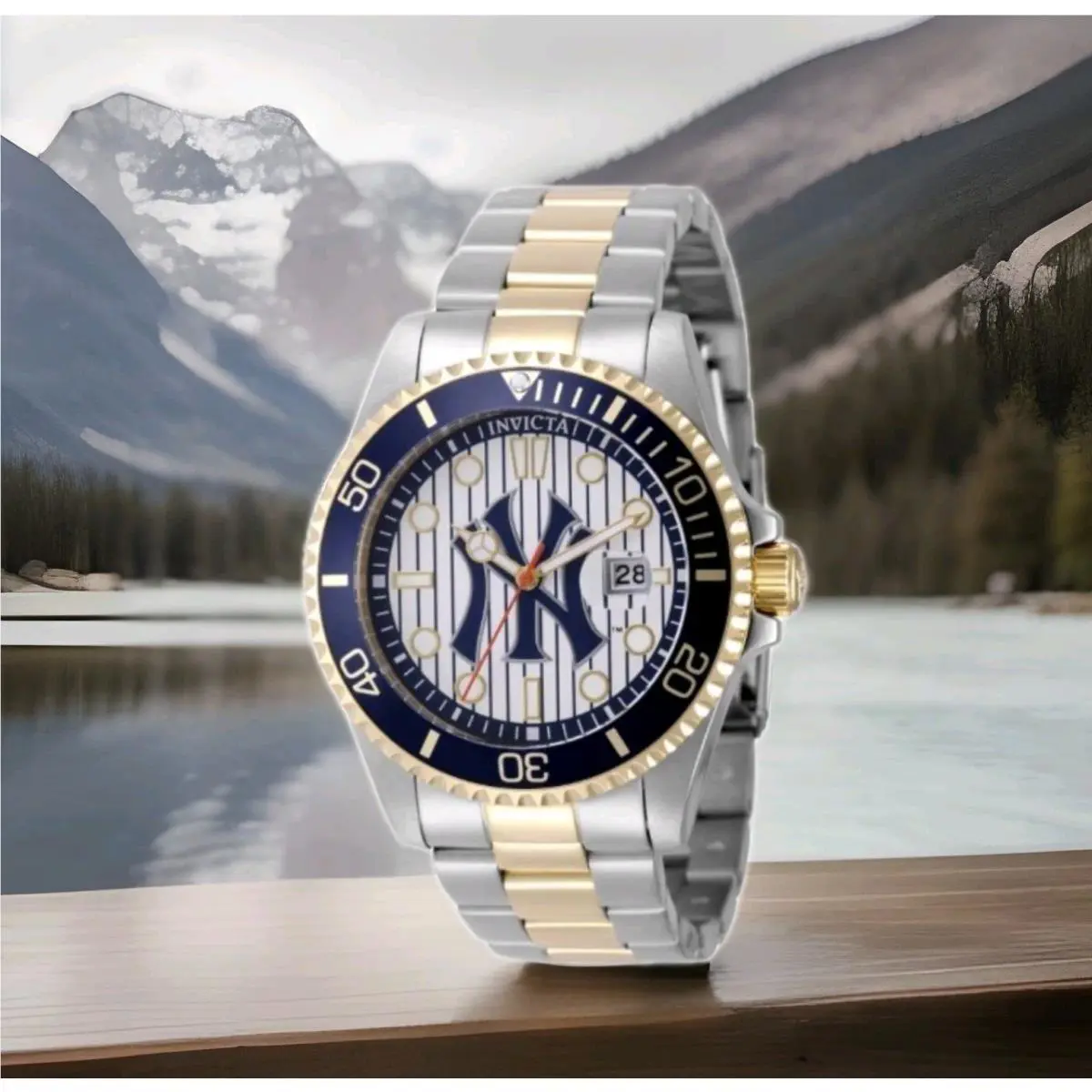 Invicta Pro Diver York Edition Men`s Watch - 43mm PF22698 /rare