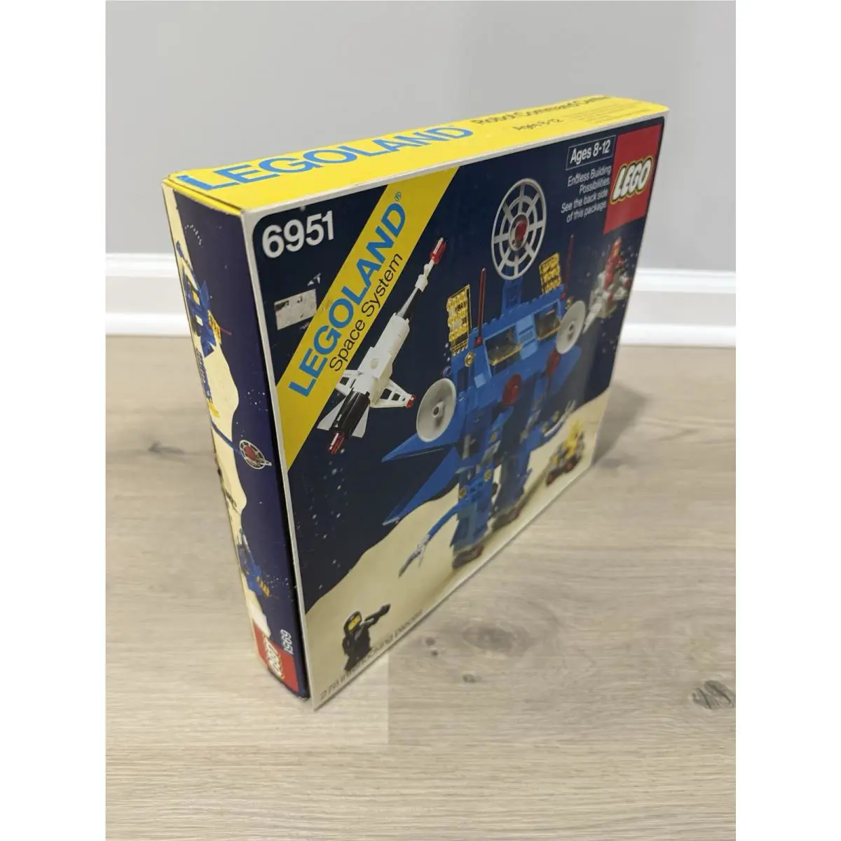 Lego Legoland: Robot Command Center 6951