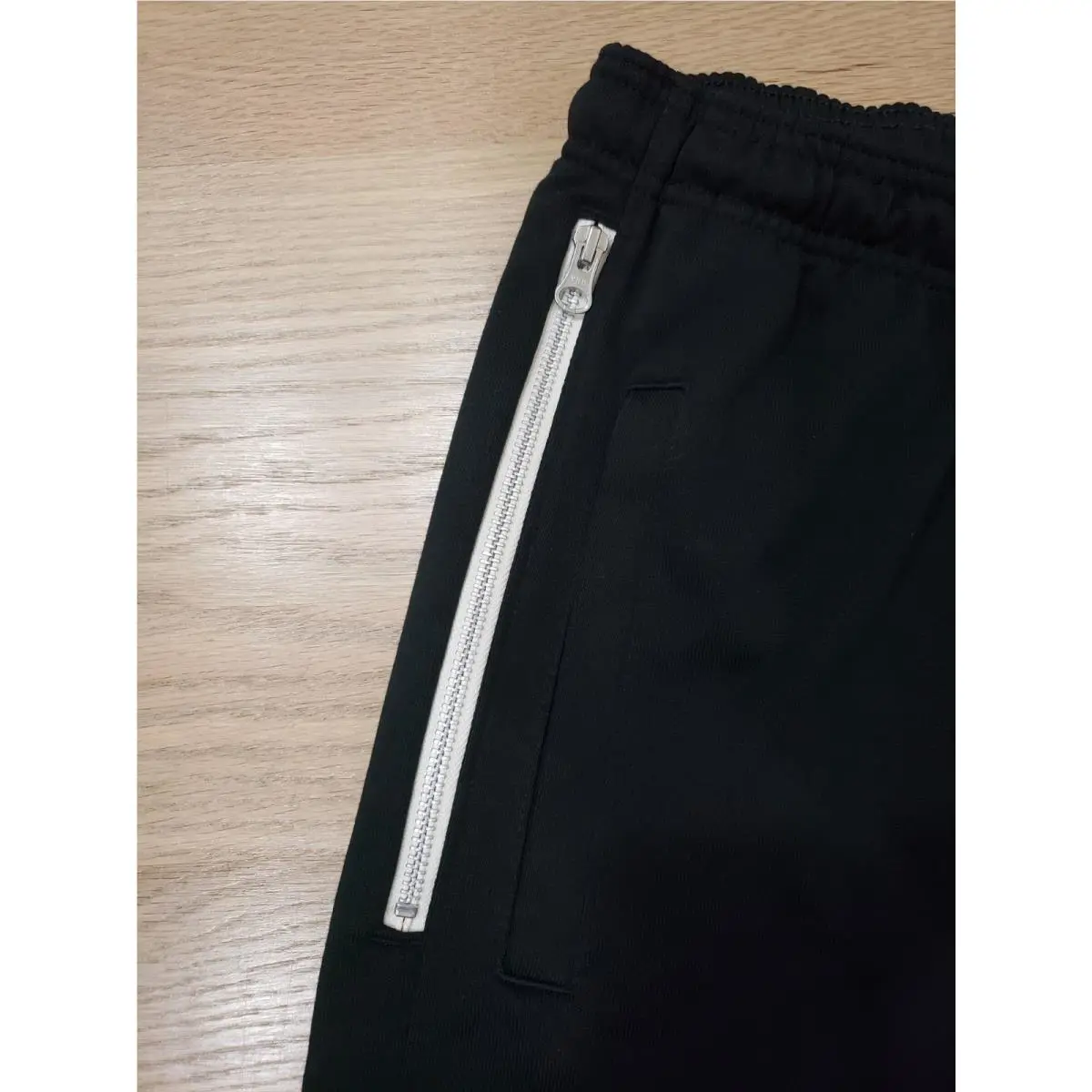 Nike clothing - FN2696010 - FN2696010 - Black (UPC: 196975390632) 0