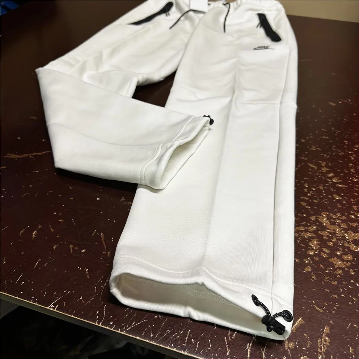 Nike clothing - Cream 6