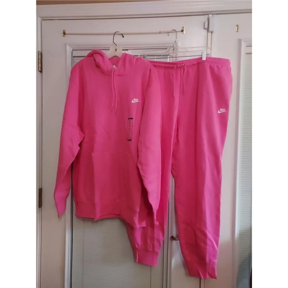Nike clothing - Pink 2