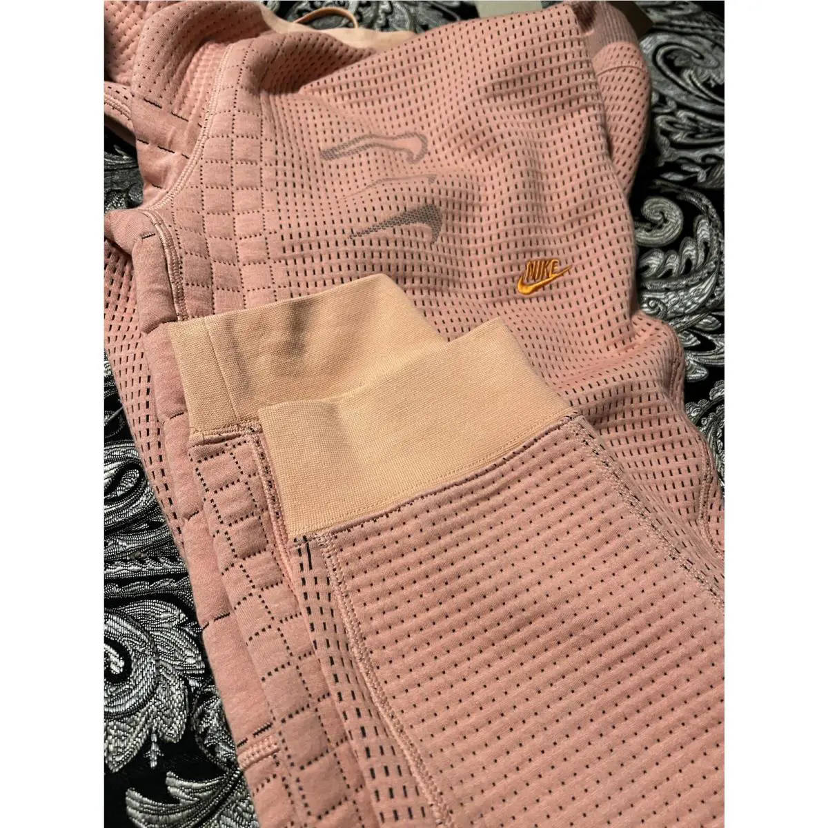 Nike clothing - Nike Tech-Pack Therma-Fit Avd - Avd - Light Orange Or Peach 3
