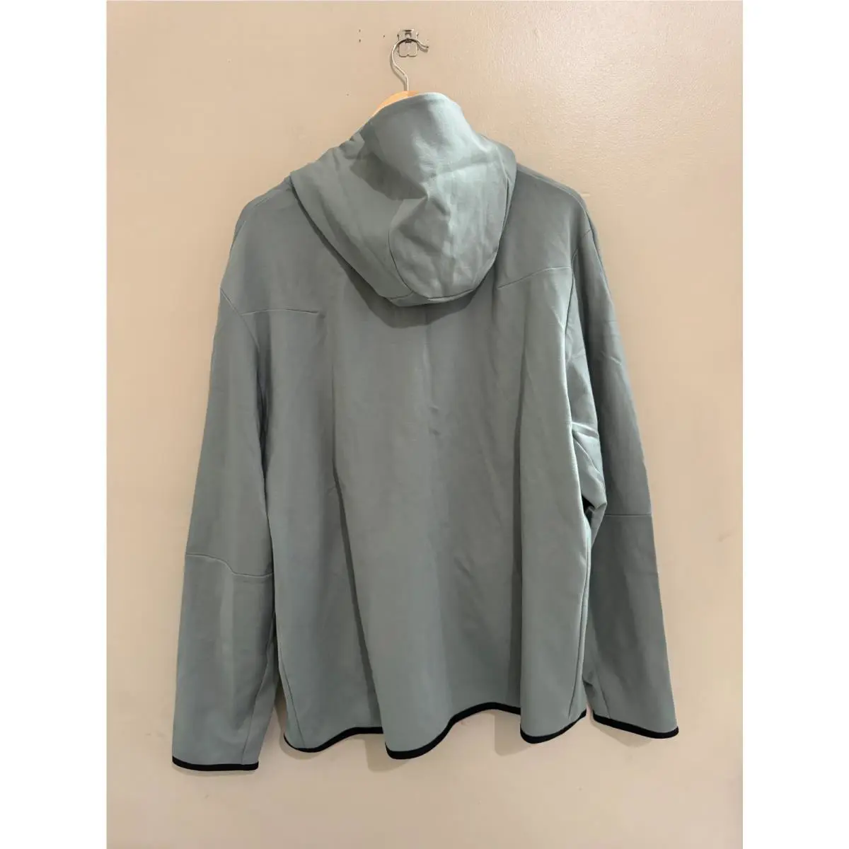 Nike clothing - DX0822-330 - DX0822-330 - Green (UPC: 196156957531) 3