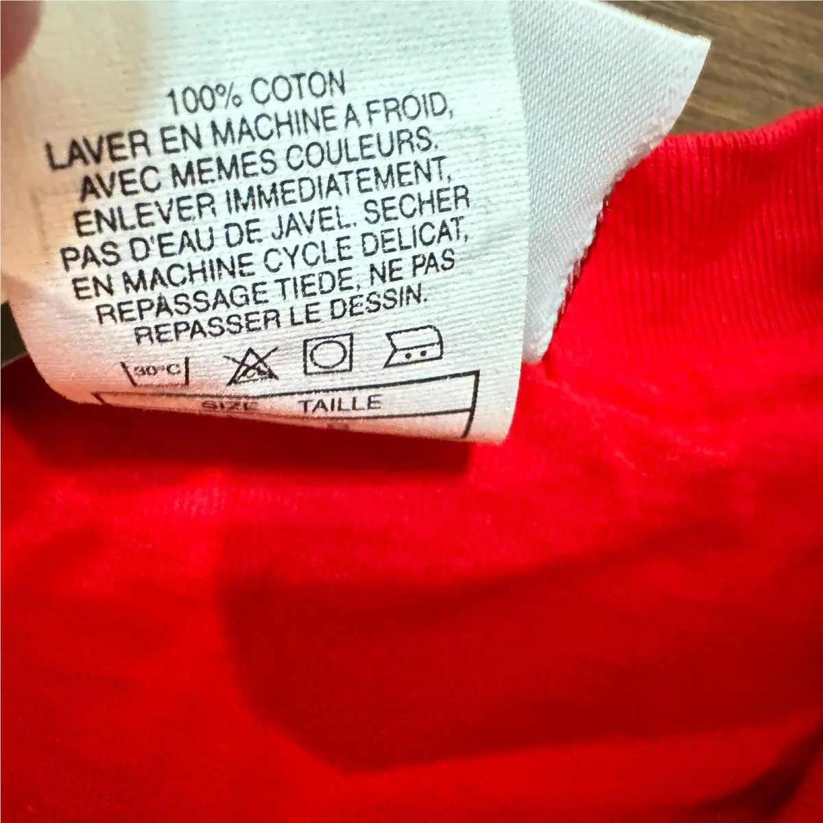Nike clothing - Red 5