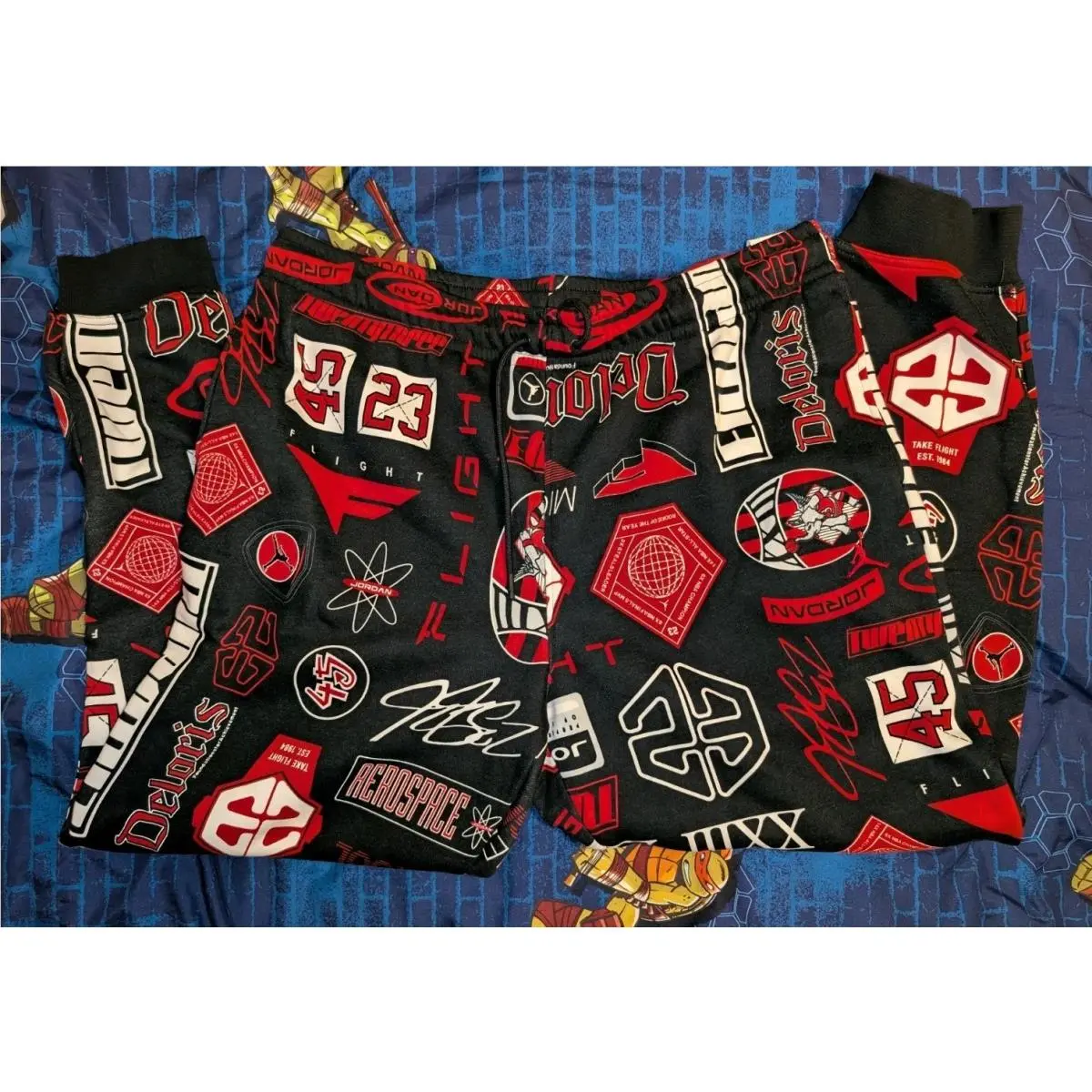 Jordan Essentials Printed Fleece Pants Black/varsity Red HM7257-010 Size XL
