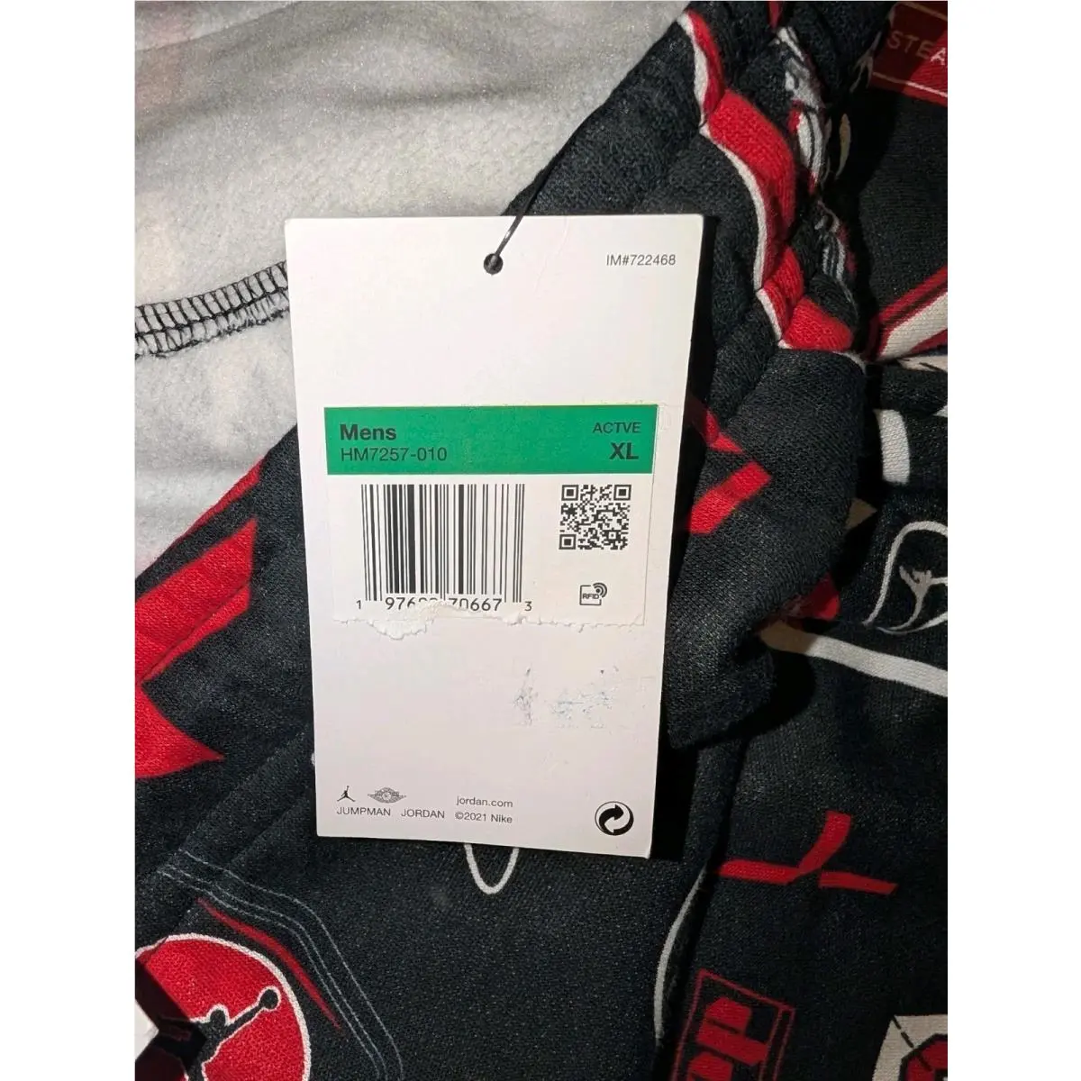 Nike clothing - HM7257010 - HM7257010 - Black/Varsity Red 2
