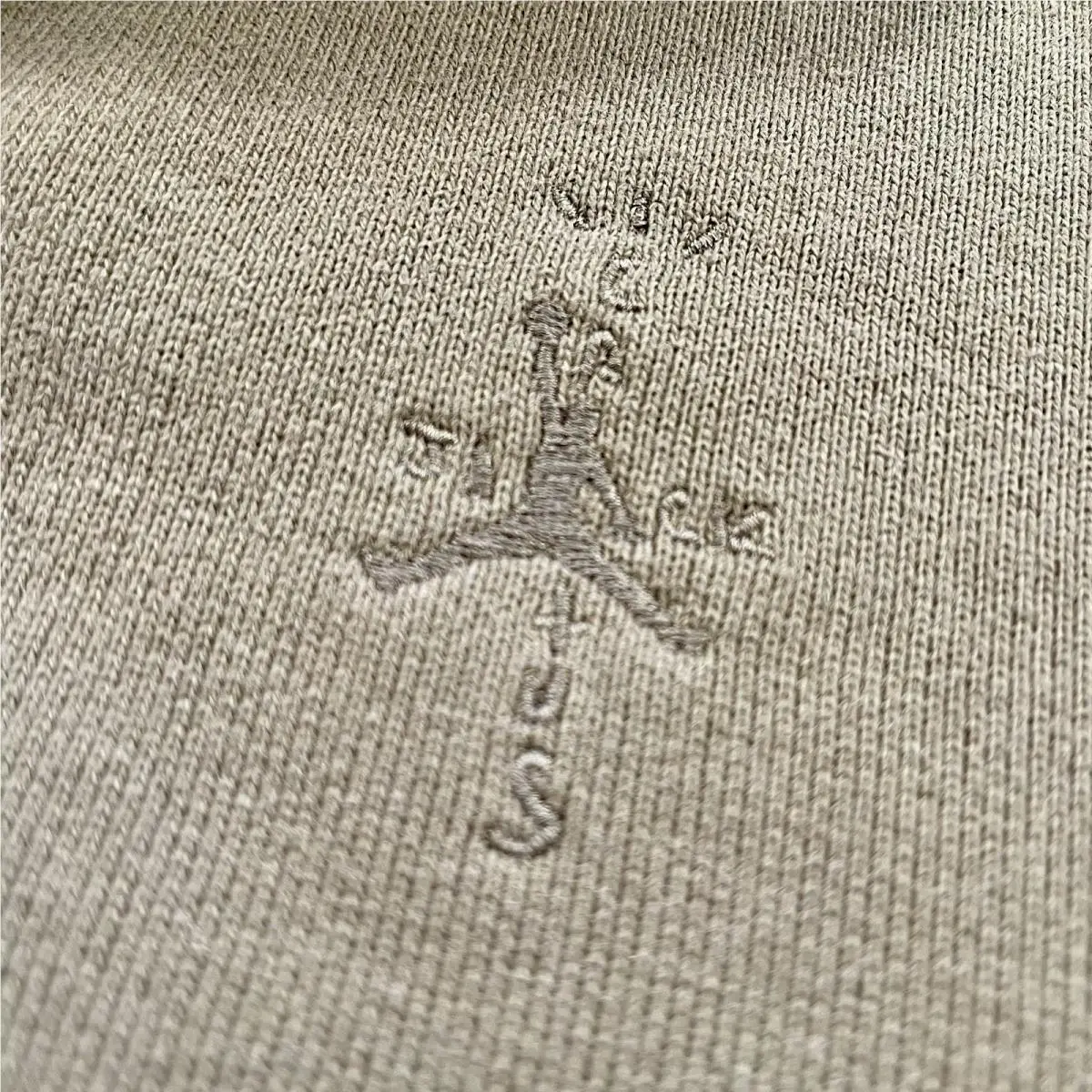Nike clothing - DZ5500-275 - DZ5500-275 - Palomino Brown 3