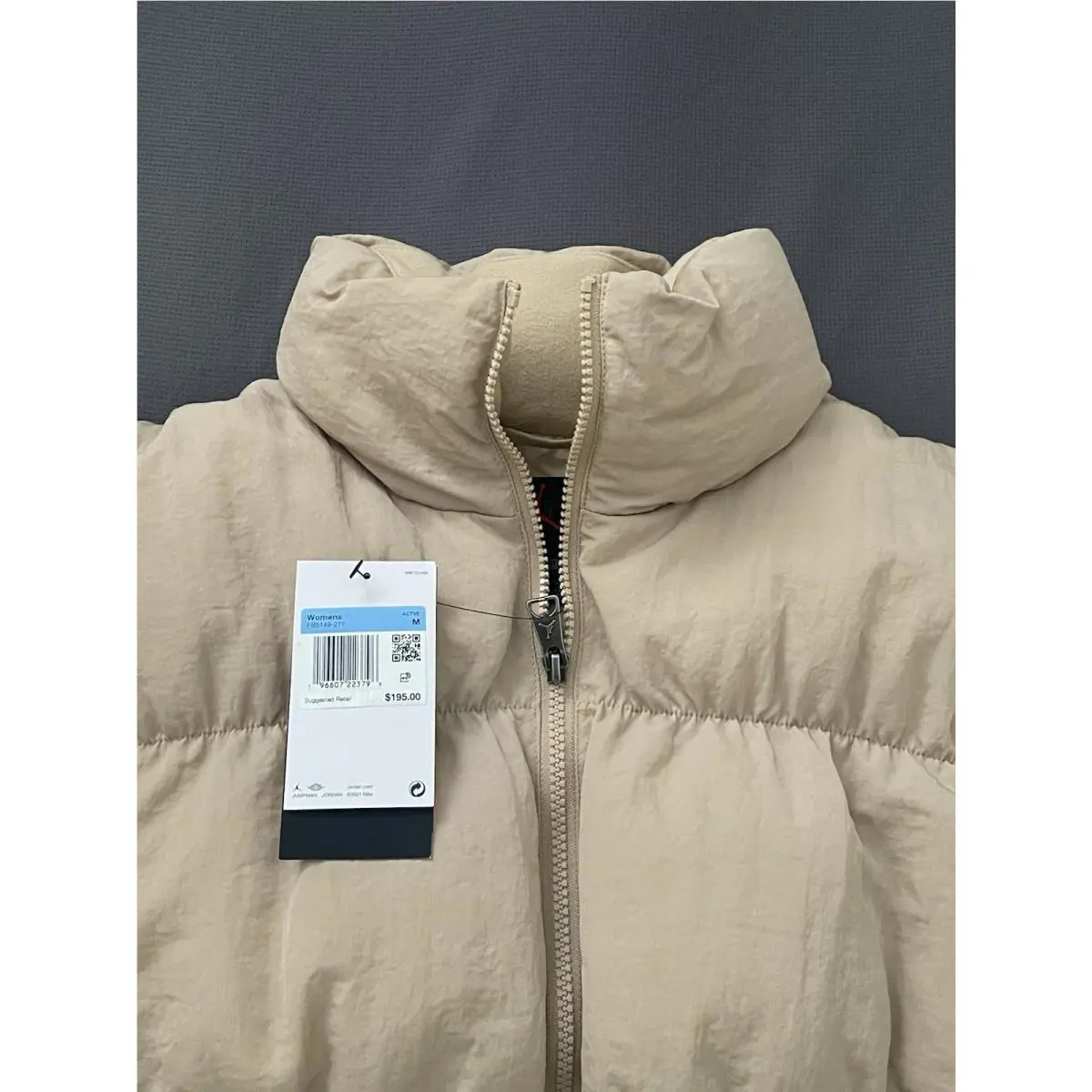 Nike clothing - FB5149-277 - FB5149-277 - Beige (UPC: 0196607223796) 3