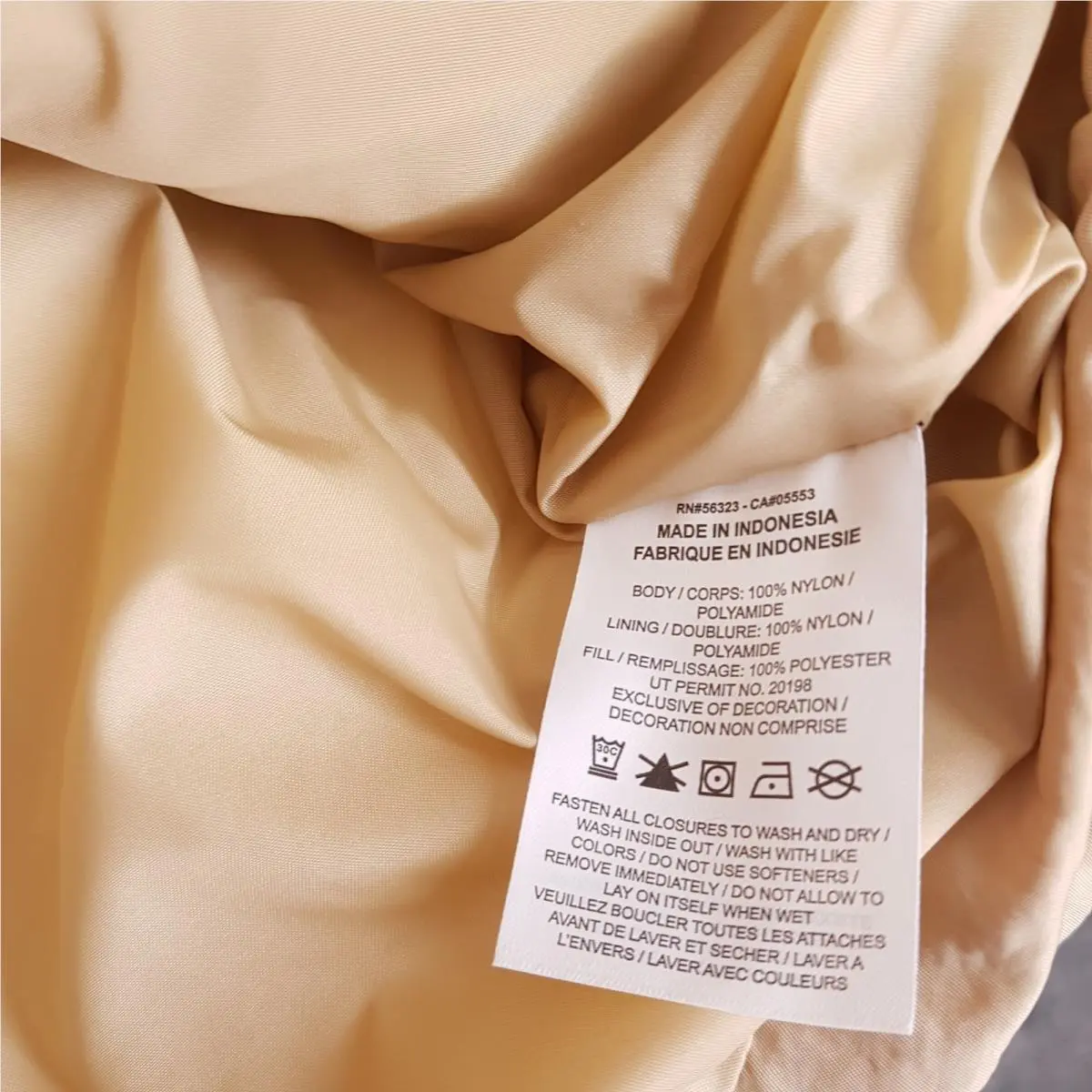 Nike clothing - Jordan Puffer Jacket - Puffer Jacket - FB5149-277 - Beige 2