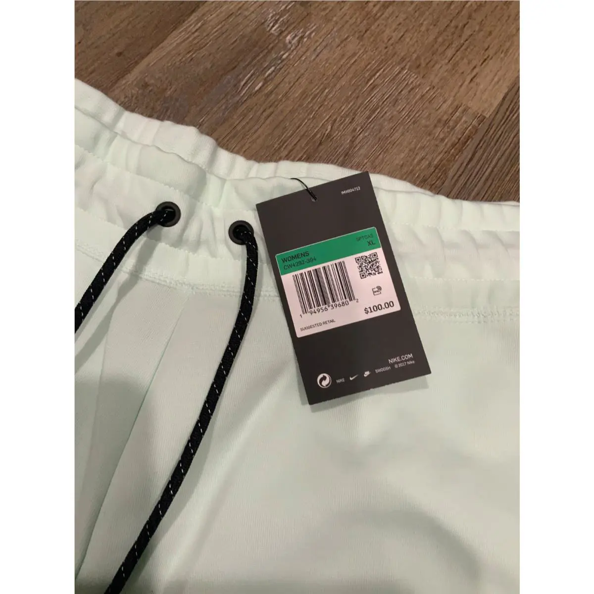 Nike clothing - CW4292 394 - CW4292 394 - Green (UPC: 196151441851) 4