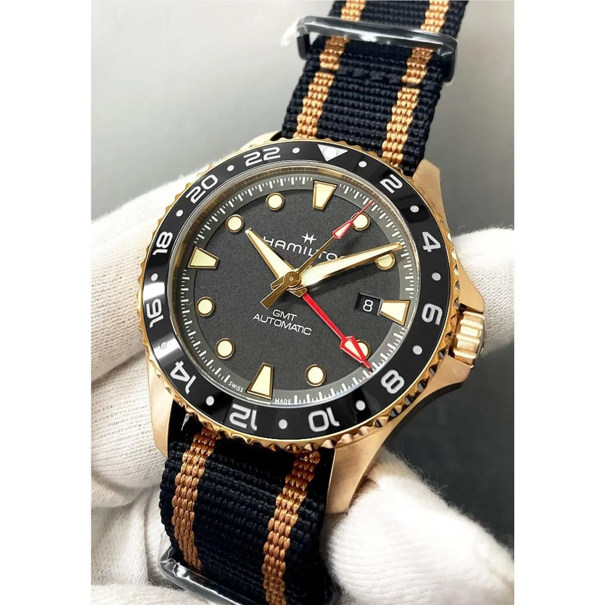 Khaki Navy Scuba Auto 43mm Bronze and Titanium Men`s Watch H82565930 by Hamilton