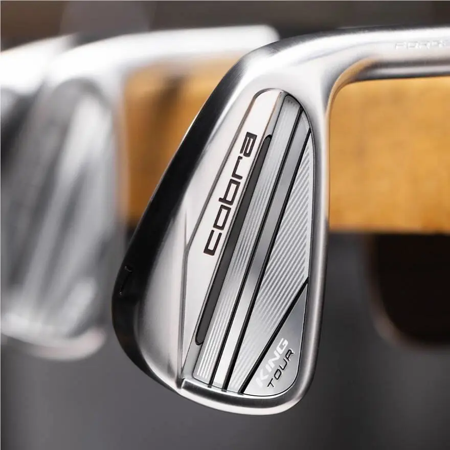 Cobra  - True Temper Dynamic Gold 100 3