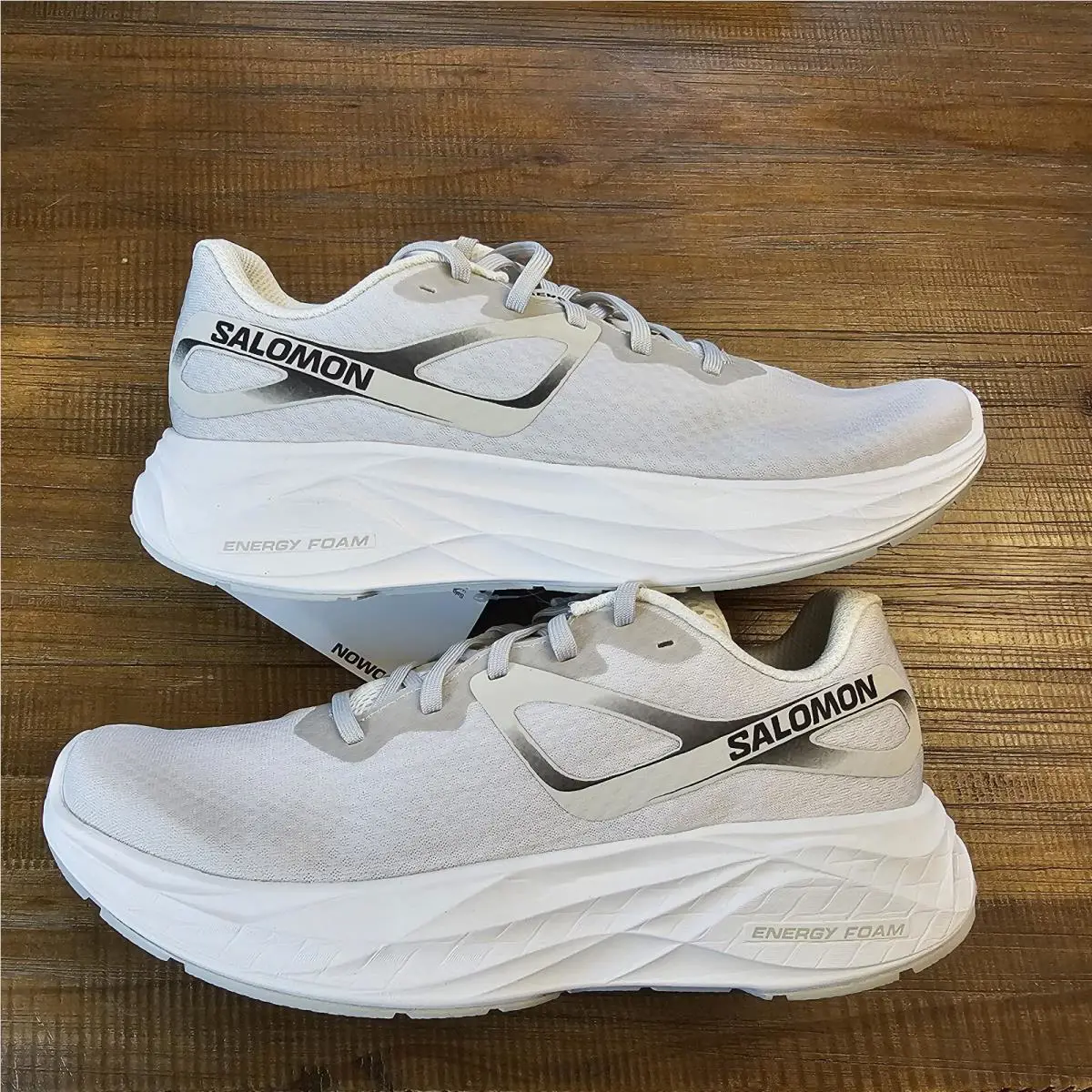 Salomon shoes - Salomon Aero Glide - Aero Glide - Vanilla/White/Lunar Rock 1